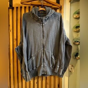 Free People FP One Ash
Hoodie, Vintage Blue